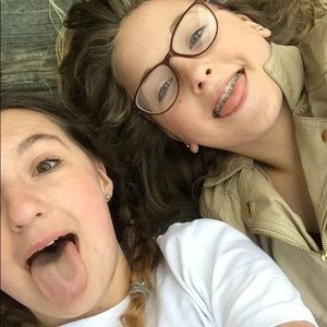 Meet your Posher, Mazey